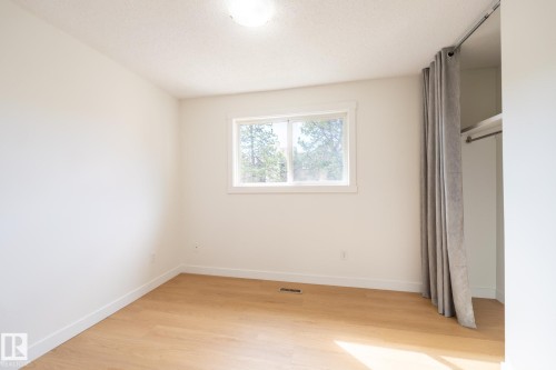 744 Saddleback Road, Edmonton, AB - Indoor Photo Showing Other Room