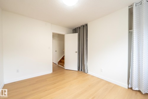 744 Saddleback Road, Edmonton, AB - Indoor Photo Showing Other Room
