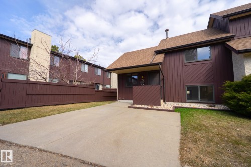 744 Saddleback Road, Edmonton, AB - Outdoor With Exterior