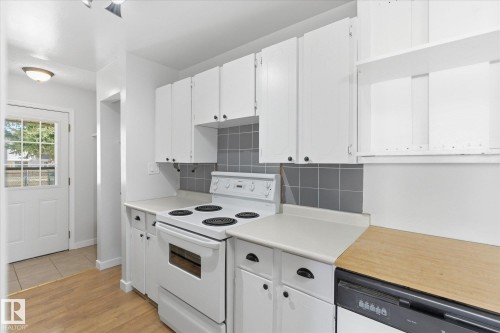 20 Athabasca Acres, Devon, AB - Indoor Photo Showing Kitchen