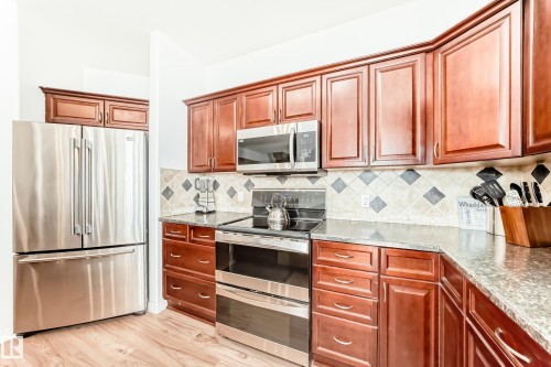 17808 109 Street Nw, Edmonton, AB - Indoor Photo Showing Kitchen