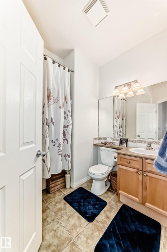 17808 109 Street Nw, Edmonton, AB - Indoor Photo Showing Bathroom