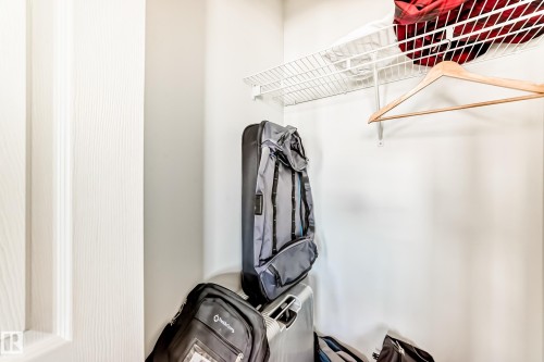 17808 109 Street Nw, Edmonton, AB - Indoor