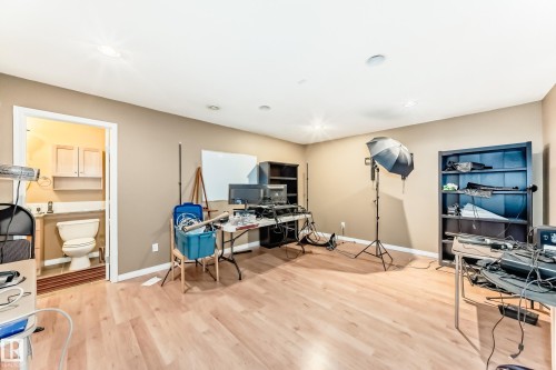 17808 109 Street Nw, Edmonton, AB - Indoor