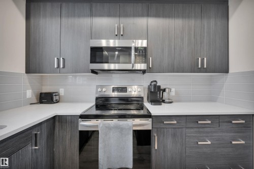 122 655 Watt Boulevard, Edmonton, AB - Indoor Photo Showing Kitchen With Upgraded Kitchen