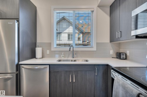 122 655 Watt Boulevard, Edmonton, AB - Indoor Photo Showing Kitchen With Double Sink