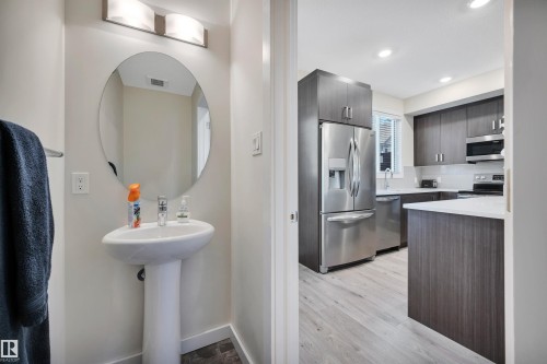 122 655 Watt Boulevard, Edmonton, AB - Indoor Photo Showing Other Room