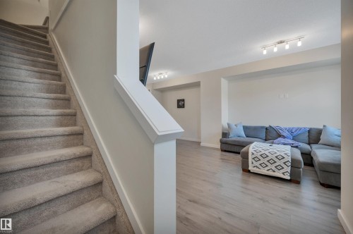 122 655 Watt Boulevard, Edmonton, AB - Indoor