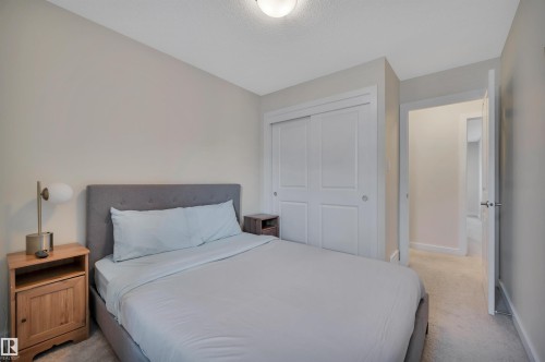 122 655 Watt Boulevard, Edmonton, AB - Indoor Photo Showing Bedroom