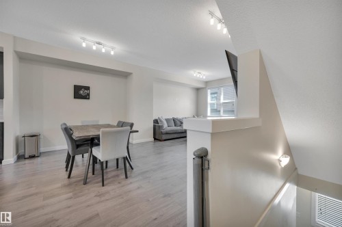 122 655 Watt Boulevard, Edmonton, AB - Indoor Photo Showing Dining Room