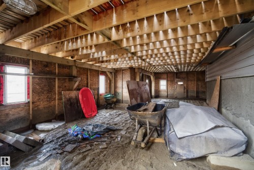 2110 53 Street, Edmonton, AB - Indoor Photo Showing Other Room