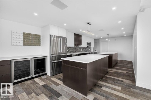1806 9835 113 Street, Edmonton, AB - Indoor Photo Showing Kitchen With Upgraded Kitchen