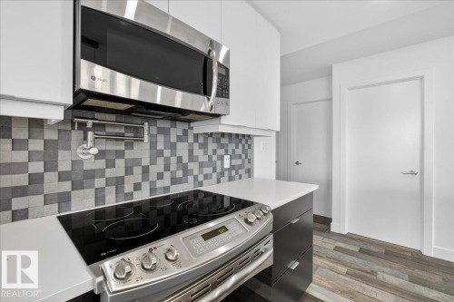 1806 9835 113 Street, Edmonton, AB - Indoor Photo Showing Kitchen