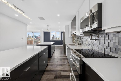 1806 9835 113 Street, Edmonton, AB - Indoor Photo Showing Kitchen With Upgraded Kitchen
