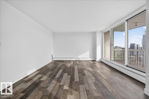 1806 9835 113 Street, Edmonton, AB - Indoor Photo Showing Other Room