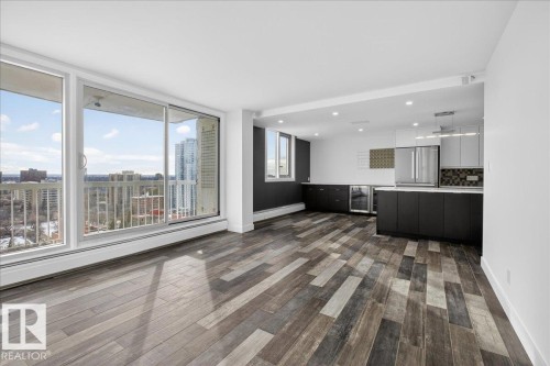 1806 9835 113 Street, Edmonton, AB - Indoor