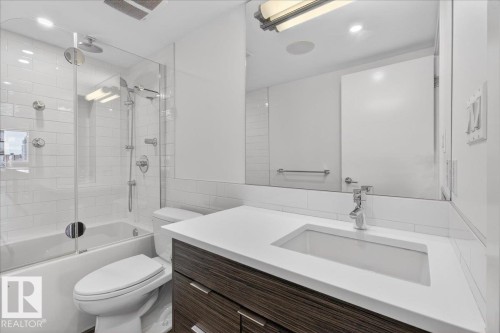 1806 9835 113 Street, Edmonton, AB - Indoor Photo Showing Bathroom