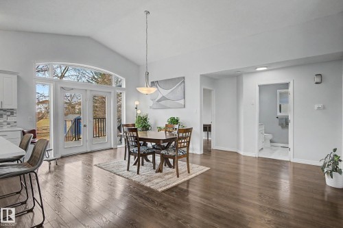 2056 Brennan Crescent, Edmonton, AB - Indoor Photo Showing Dining Room
