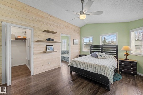 2056 Brennan Crescent, Edmonton, AB - Indoor Photo Showing Bedroom