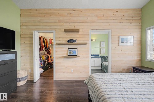 2056 Brennan Crescent, Edmonton, AB - Indoor Photo Showing Bedroom