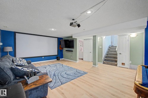 2056 Brennan Crescent, Edmonton, AB - Indoor