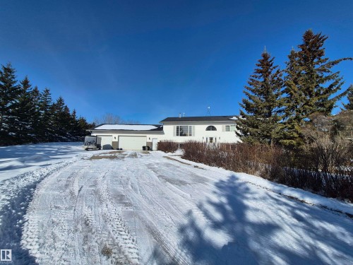 27 52516 RGE ROAD 13  Rural Parkland County, AB T7Y 2C1