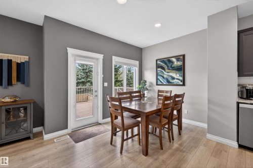3353 Hilton Crescent, Edmonton, AB - Indoor Photo Showing Dining Room