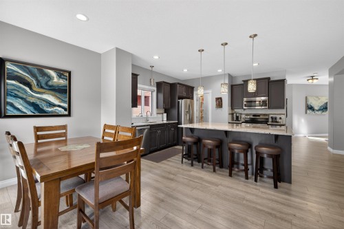 3353 Hilton Crescent, Edmonton, AB - Indoor Photo Showing Other Room