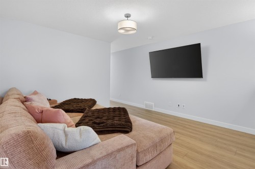 9 Nettle Crescent, St. Albert, AB - Indoor Photo Showing Living Room