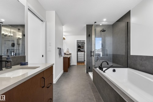 9 Nettle Crescent, St. Albert, AB - Indoor Photo Showing Bathroom