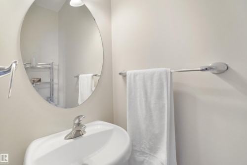 103 Griesbach Road, Edmonton, AB - Indoor Photo Showing Bathroom