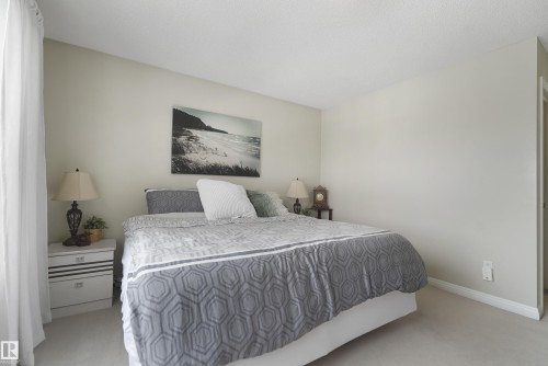 103 Griesbach Road, Edmonton, AB - Indoor Photo Showing Bedroom