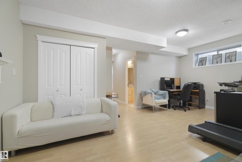 103 Griesbach Road, Edmonton, AB - Indoor