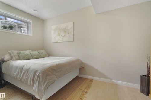 103 Griesbach Road, Edmonton, AB - Indoor Photo Showing Bedroom