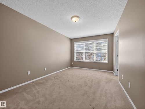 7912 10 Avenue, Edmonton, AB - Indoor Photo Showing Other Room