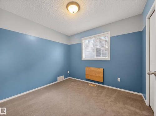 7912 10 Avenue, Edmonton, AB - Indoor Photo Showing Other Room