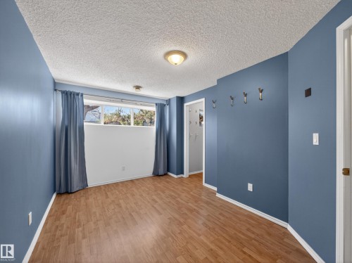7912 10 Avenue, Edmonton, AB - Indoor Photo Showing Other Room