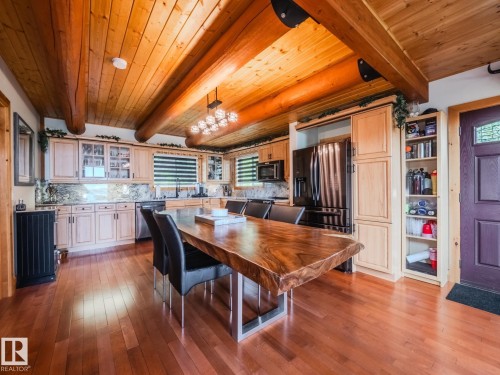 213 Lakeshore Drive, Rural Athabasca County, AB - Indoor Photo Showing Dining Room