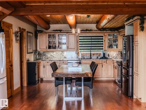 213 Lakeshore Drive, Rural Athabasca County, AB - Indoor