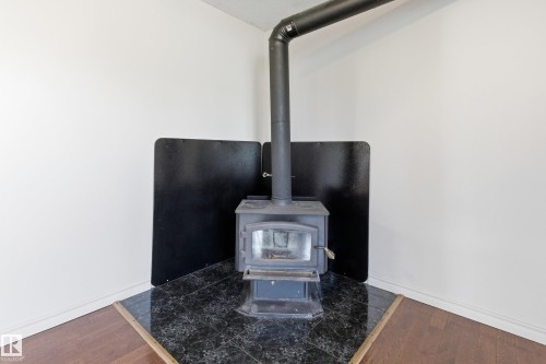 5319 49 Avenue, Onoway, AB - Indoor Photo Showing Other Room