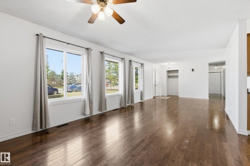 5319 49 Avenue, Onoway, AB - Indoor Photo Showing Other Room