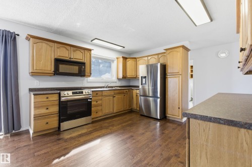 5319 49 Avenue, Onoway, AB - Indoor Photo Showing Kitchen With Stainless Steel Kitchen