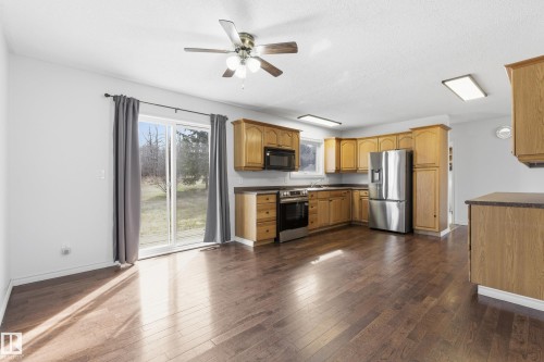 5319 49 Avenue, Onoway, AB - Indoor Photo Showing Kitchen With Stainless Steel Kitchen