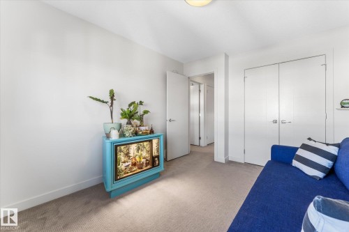 21 Kenton Way, Spruce Grove, AB - Indoor Photo Showing Other Room