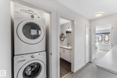 21 Kenton Way, Spruce Grove, AB - Indoor Photo Showing Laundry Room