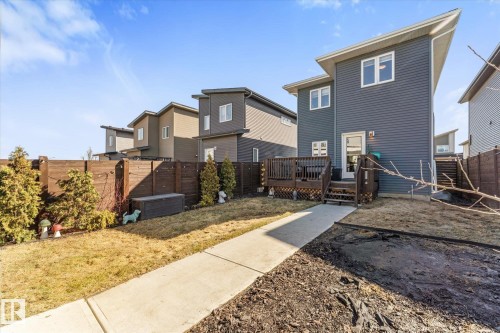 21 Kenton Way, Spruce Grove, AB - Outdoor