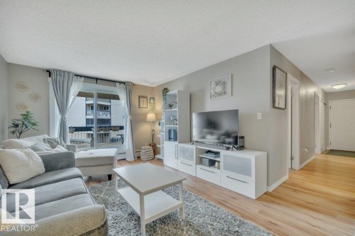 204 2620 Mill Woods Road E, Edmonton, AB - Indoor Photo Showing Living Room