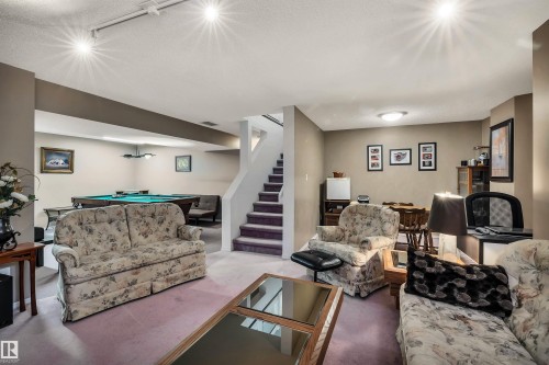 11239 12 Avenue, Edmonton, AB - Indoor