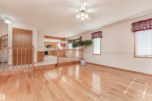 5735 161 Avenue, Edmonton, AB - Indoor Photo Showing Other Room