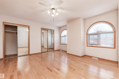 5735 161 Avenue, Edmonton, AB - Indoor Photo Showing Other Room